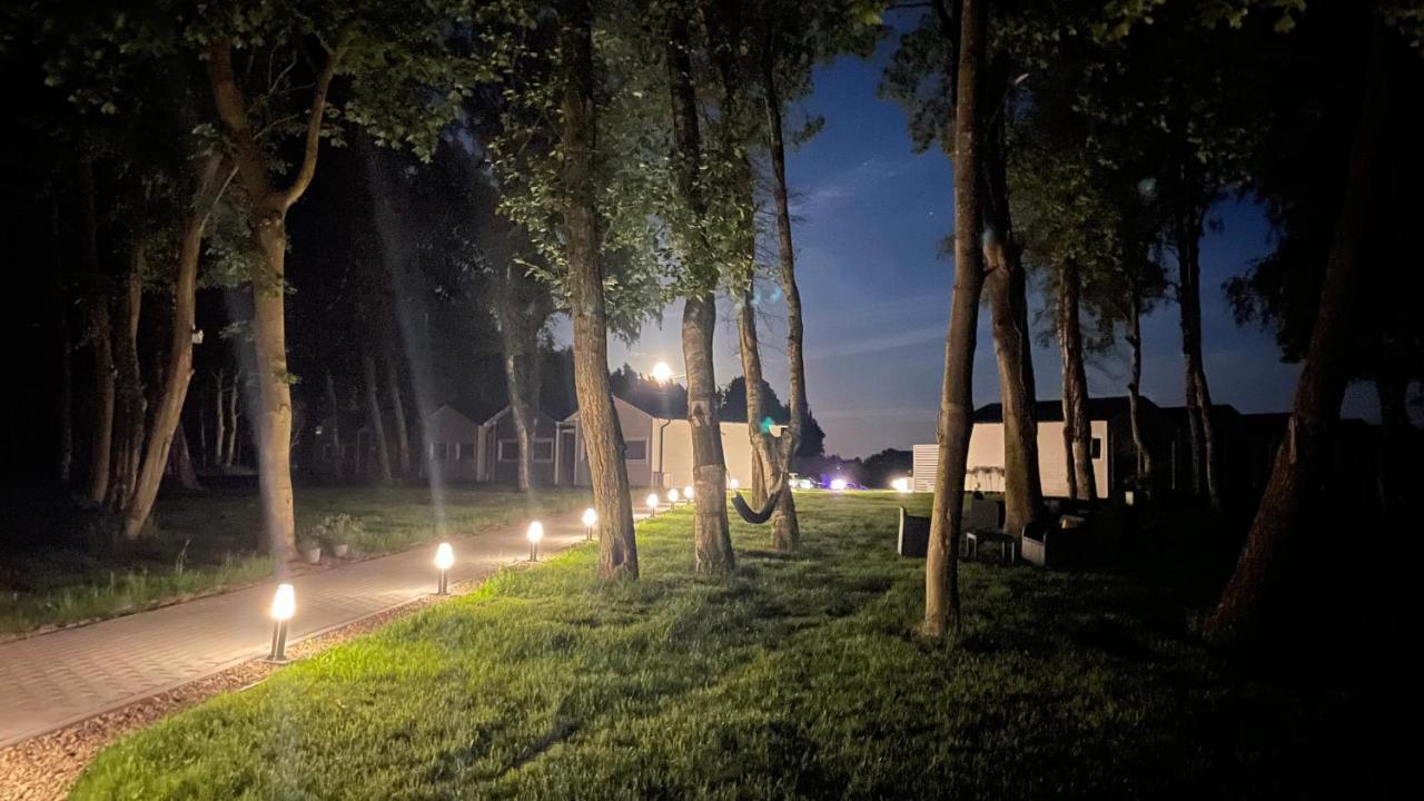 Lumi Letniskowe Z Podgrzewanym Basenem * Rewal