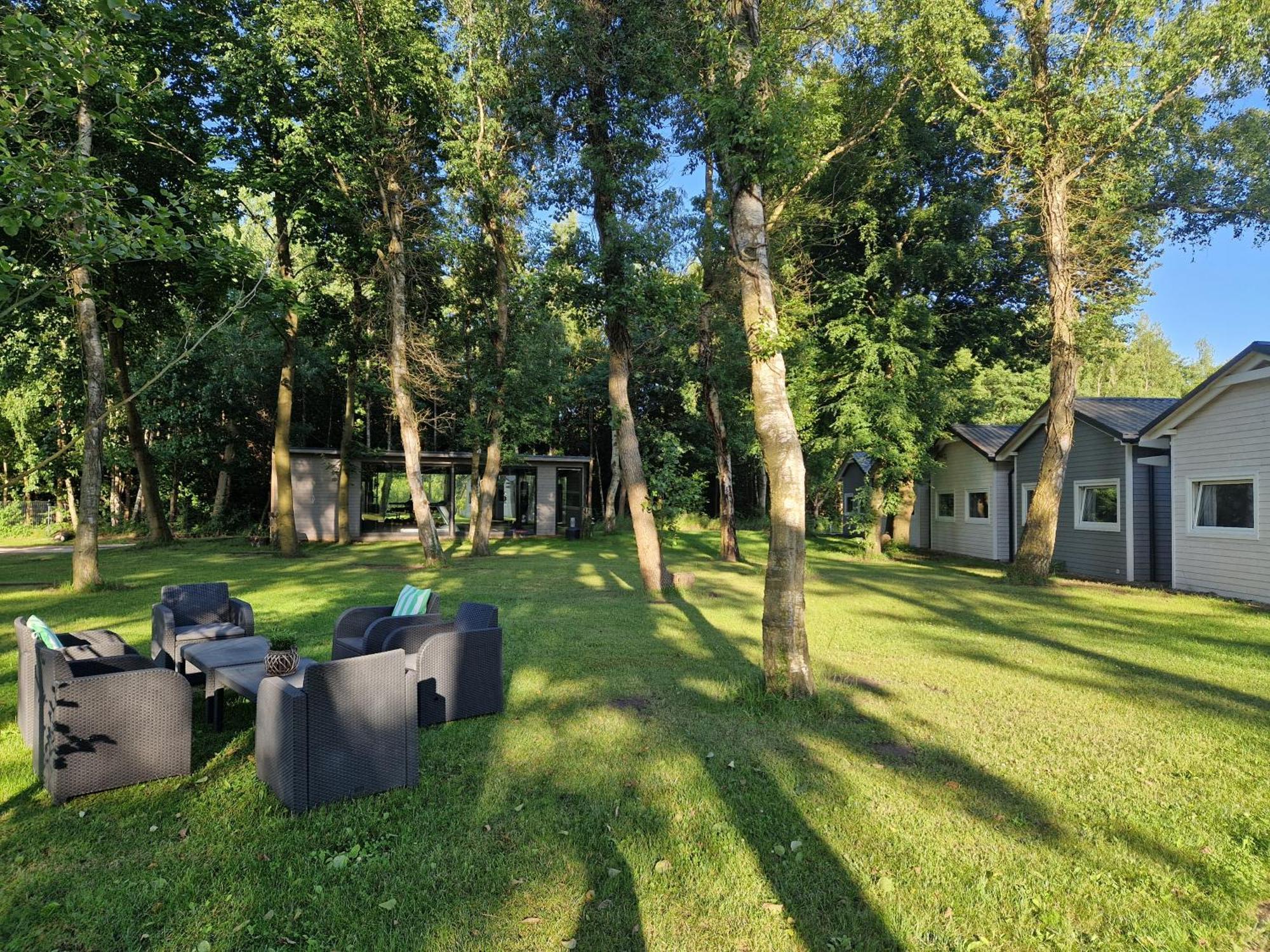 Ferienhaus Lumi Letniskowe Z Podgrzewanym Basenem