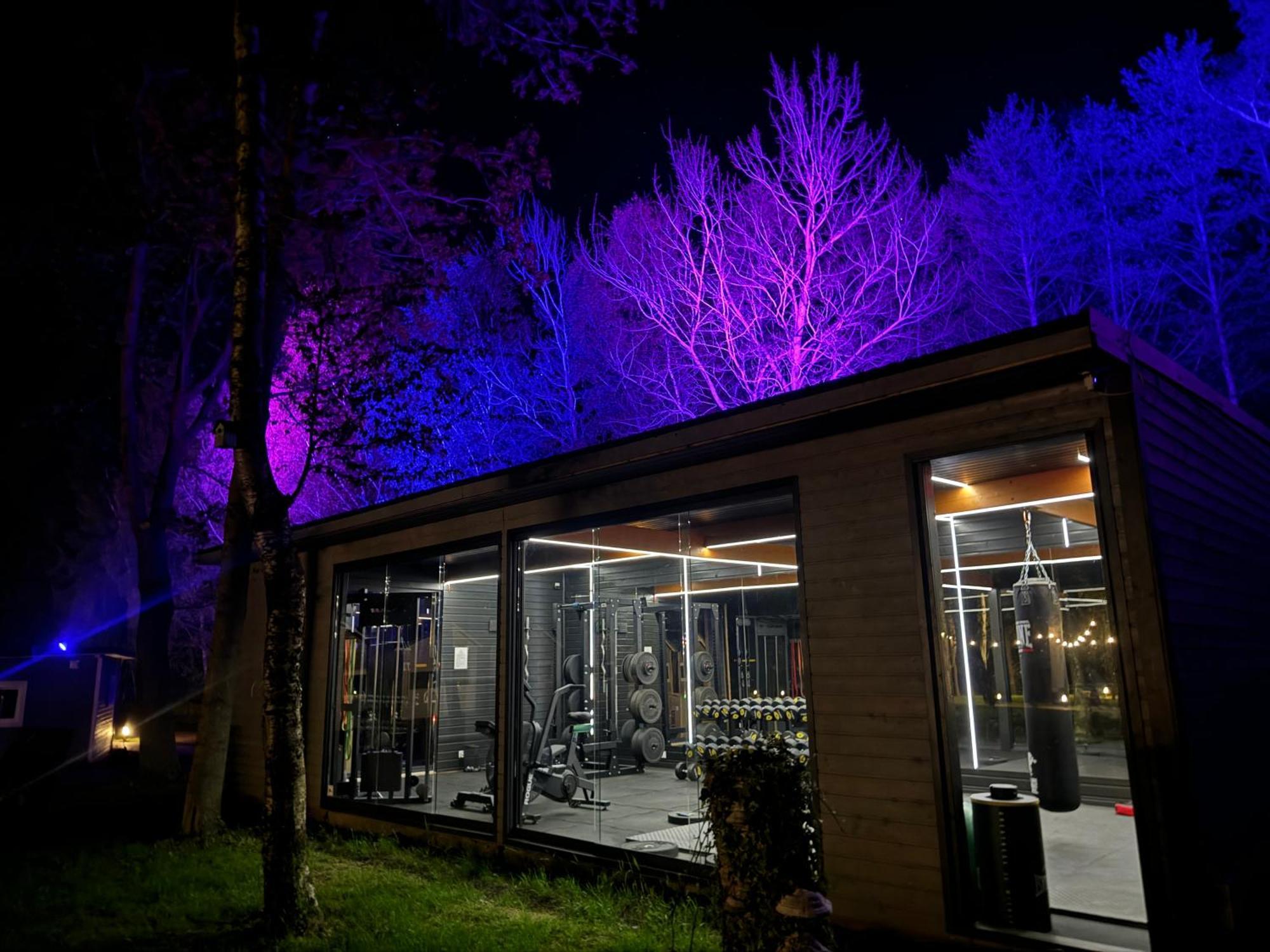 Lumi Letniskowe Z Podgrzewanym Basenem Ferienhaus